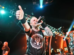 Five Finger Death Punch na Impact Festival 2022