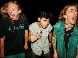 Kapela syna Jamesa Hetfielda debiutuje. Posłuchaj Bastardane