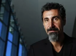 Serj Tankian z System of a Down wyda „wspomnienia filozoficzne”