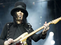 <strong>Mick Mars (Motley Crue) tworzy nowy projekt: „Będzie dziwnie, wyjątkowo i głośno”</strong>