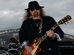<strong>Zmarł Gary Rossington, ostatni oryginalny członek Lynyrd Skynyrd</strong>