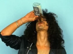 Rockandrollowa trzeźwość umysłu, czyli zacieranie się schematów