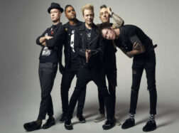 Sum 41: Pożegnalna trasa i koncert w Polsce!