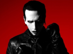 Marilyn Manson wykonuje przebój Phila Collinsa!