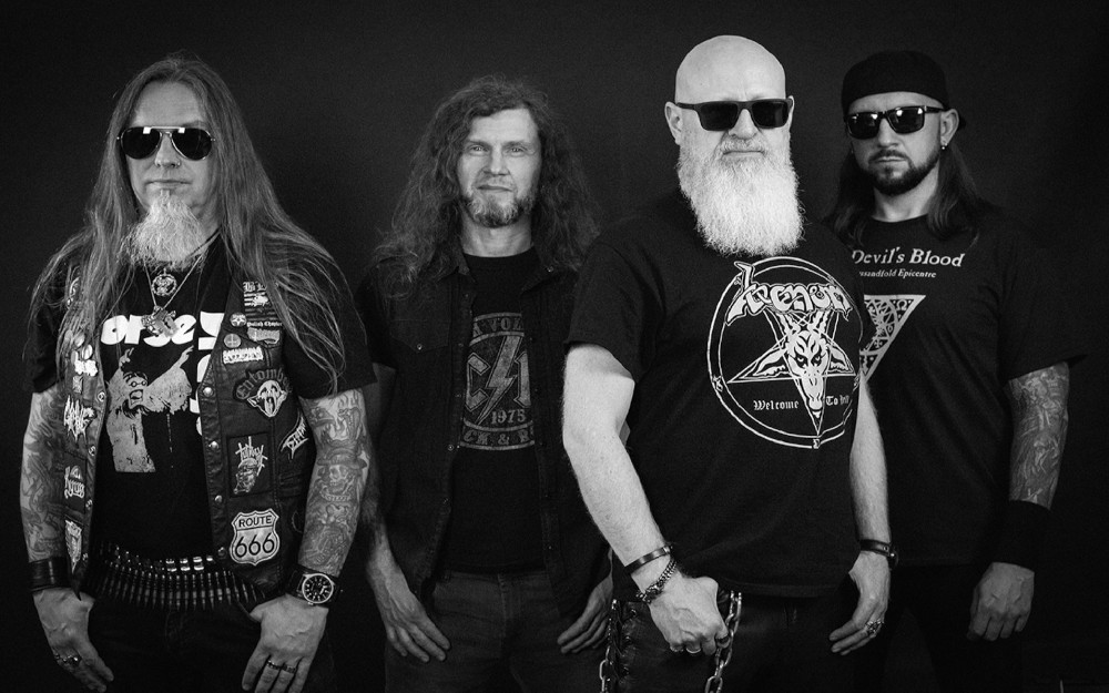 Corruption: nowy kontrakt i nowy album!