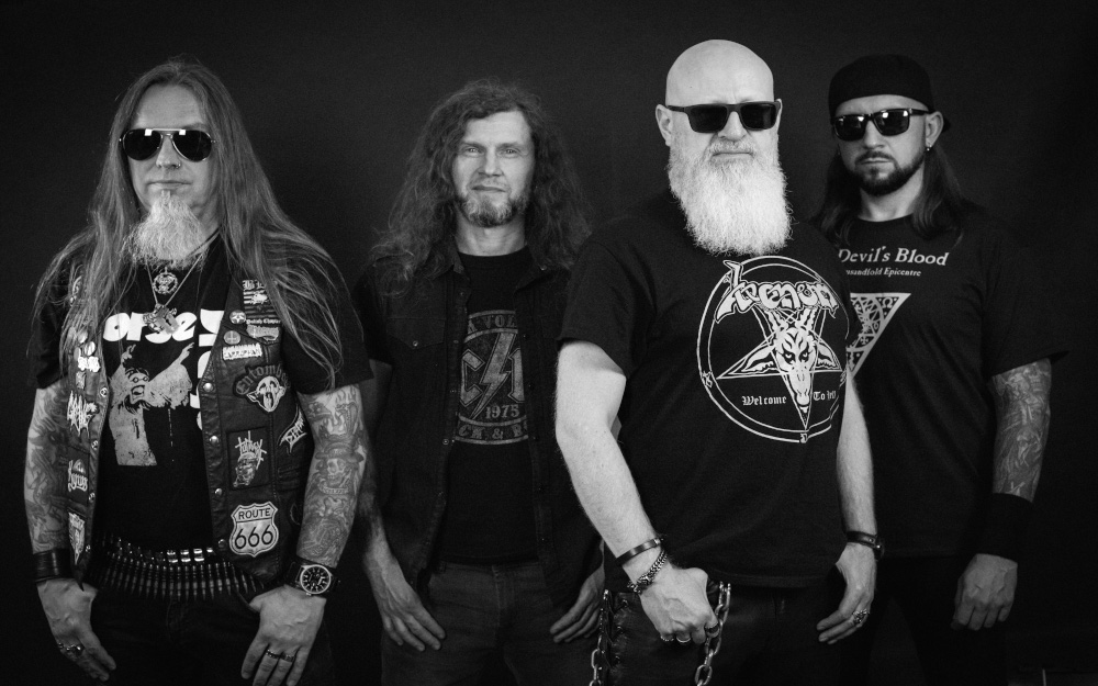 Corruption prezentuje nowy singiel!